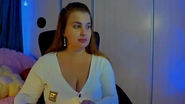 CoraSwon online show from July 2026 02:43:01 PM