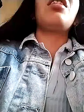 Nathalia-001 online show from December 2024 02:51:01 PM