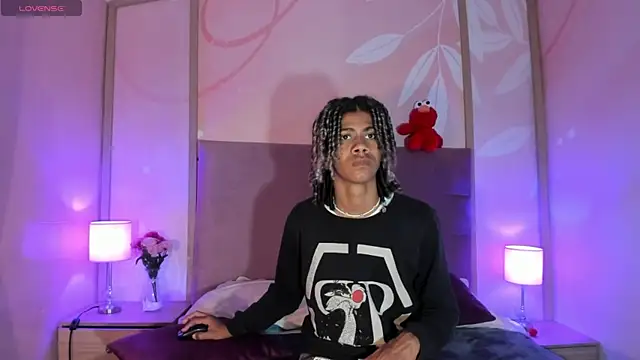 Maxim-Walker online show from February 2025 02:47:02 AM