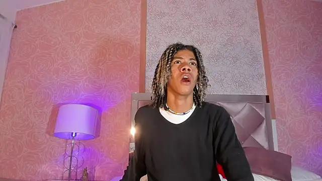 Maxim-Walker online show from March 2025 03:00:01 AM