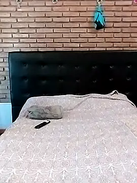 littlebrunett online show from September 2025 11:15:01 AM