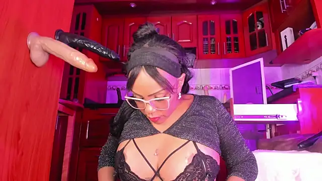 Snapshot of AmberNix chatting on March 2025 04:50:02 PM AmberNix online show from March 2025 04:50:02 PM