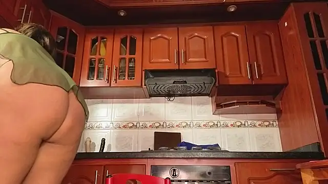 Snapshot of AmberNix chatting on October 2025 02:18:01 PM AmberNix online show from October 2025 02:18:01 PM