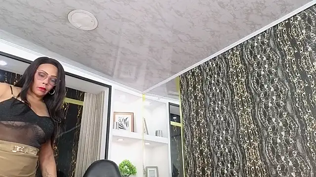 Snapshot of AmberNix chatting on January 2026 01:59:01 PM AmberNix online show from January 2026 01:59:01 PM