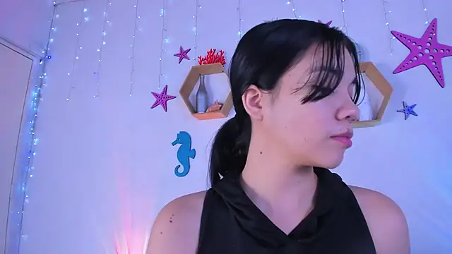 Emiily Parkerr online show from September 2025 03:21:01 AM