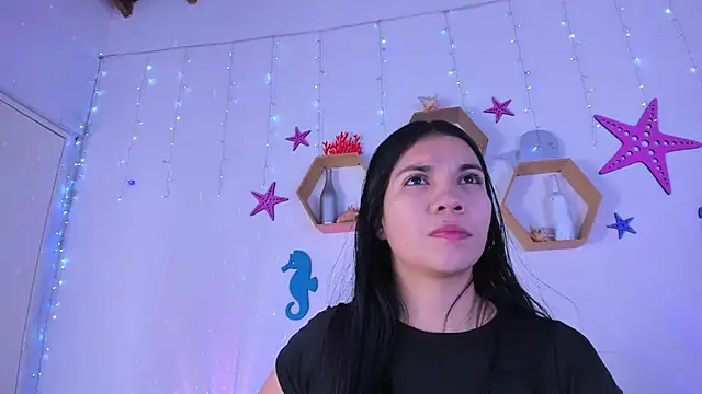 Emiily Parkerr online show from October 2025 03:04:01 AM