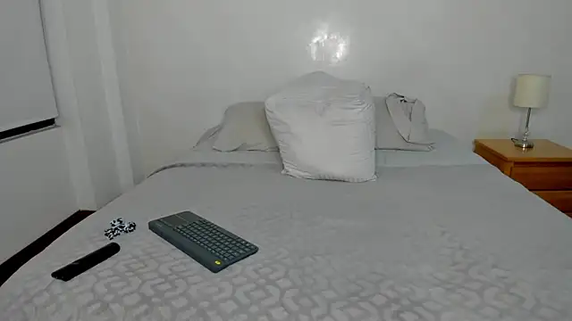 Snapshot of melisa_ferretti chatting on February 2026 11:02:01 AM melisa ferretti online show from February 2026 11:02:01 AM