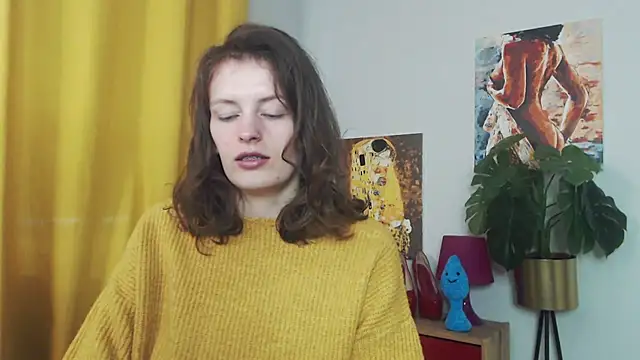 juicyNadine online show from September 2025 05:02:02 AM