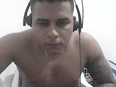 Snapshot of SaucyAffair0 chatting on January 2025 02:43:02 AM SaucyAffair0 online show from January 2025 02:43:02 AM