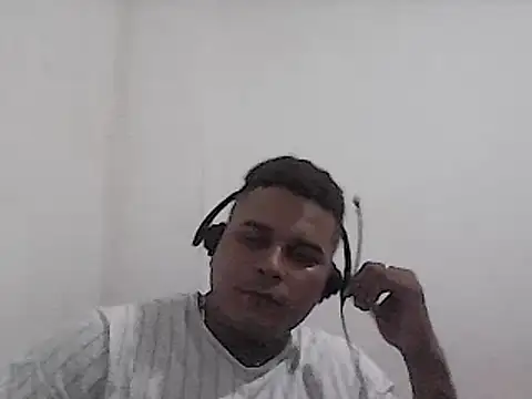 Snapshot of SaucyAffair0 chatting on January 2025 12:43:02 AM SaucyAffair0 online show from January 2025 12:43:02 AM