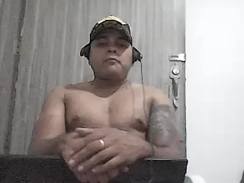 Snapshot of SaucyAffair0 chatting on March 2025 01:31:02 AM SaucyAffair0 online show from March 2025 01:31:02 AM