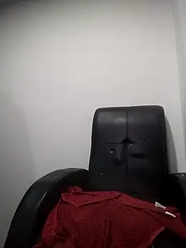 Snapshot of SaucyAffair0 chatting on March 2025 03:05:02 AM SaucyAffair0 online show from March 2025 03:05:02 AM