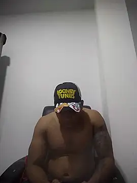 Snapshot of SaucyAffair0 chatting on March 2025 09:37:01 PM SaucyAffair0 online show from March 2025 09:37:01 PM