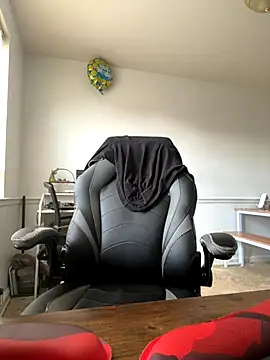 LeyaHoneybuns online show from September 2025 03:44:01 PM