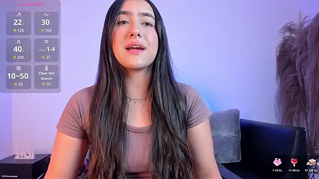 paulina sweett  online show from November 2025 01:00:02 PM