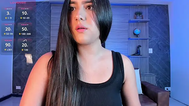 paulina sweett  online show from December 2025 01:18:01 PM