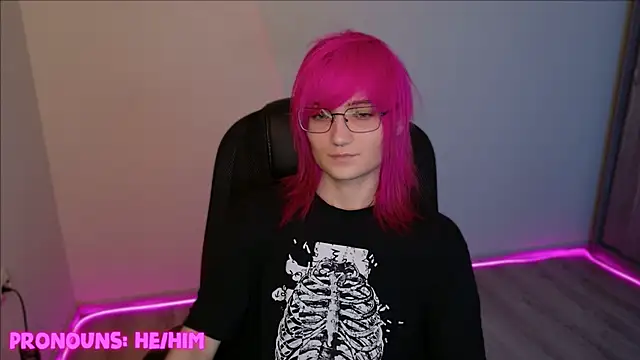 Snapshot of CuteYukiKun chatting on December 2024 08:31:02 PM CuteYukiKun online show from December 2024 08:31:02 PM