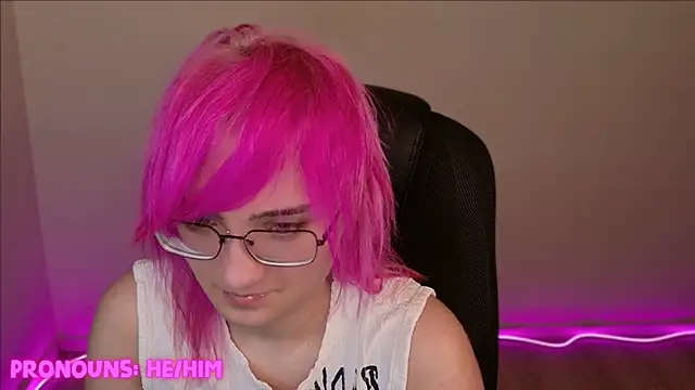 Snapshot of CuteYukiKun chatting on January 2025 08:42:01 PM CuteYukiKun online show from January 2025 08:42:01 PM