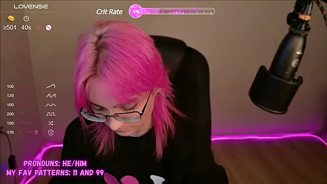 Snapshot of CuteYukiKun chatting on January 2025 10:29:02 PM CuteYukiKun online show from January 2025 10:29:02 PM