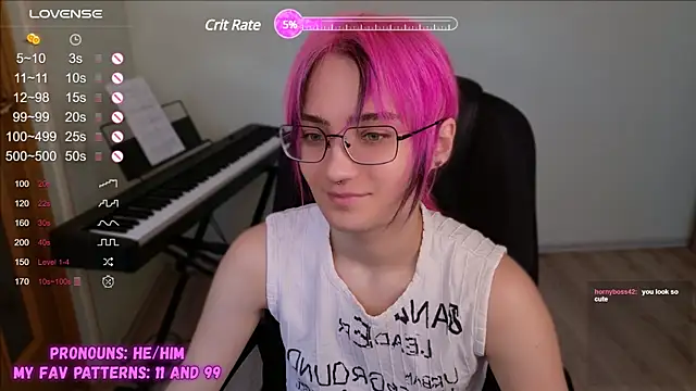 Snapshot of CuteYukiKun chatting on January 2025 10:41:01 AM CuteYukiKun online show from January 2025 10:41:01 AM