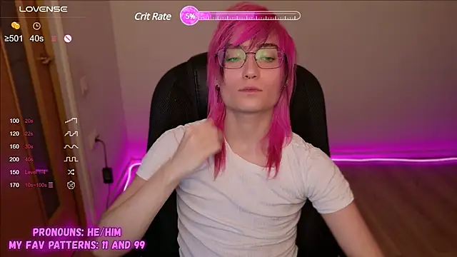 Snapshot of CuteYukiKun chatting on January 2025 04:45:01 AM CuteYukiKun online show from January 2025 04:45:01 AM