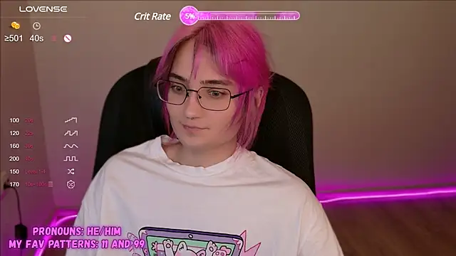 Snapshot of CuteYukiKun chatting on January 2025 08:10:02 PM CuteYukiKun online show from January 2025 08:10:02 PM