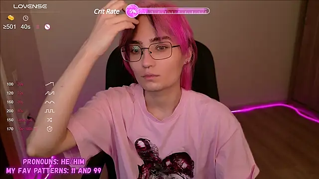 Snapshot of CuteYukiKun chatting on March 2025 03:34:01 AM CuteYukiKun online show from March 2025 03:34:01 AM