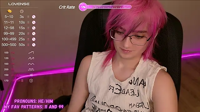 Snapshot of CuteYukiKun chatting on March 2025 06:31:01 PM CuteYukiKun online show from March 2025 06:31:01 PM