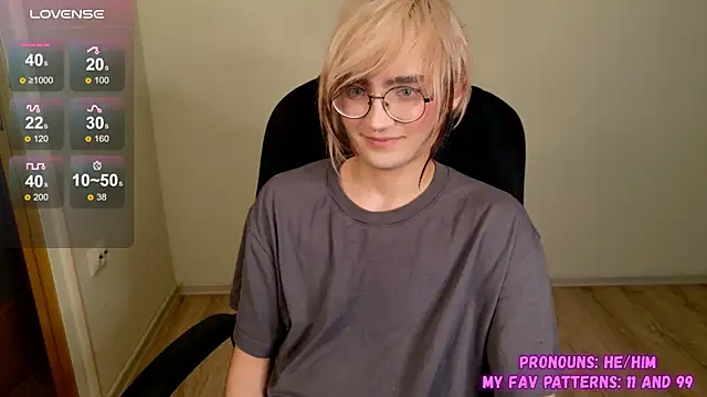 Snapshot of CuteYukiKun chatting on October 2025 09:23:02 PM CuteYukiKun online show from October 2025 09:23:02 PM