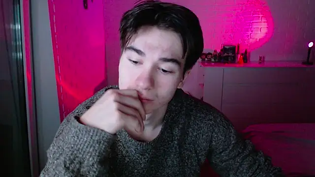 MarkusDean online show from December 2025 03:32:02 PM