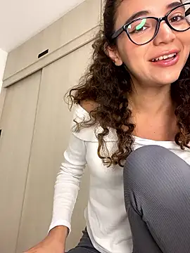 uniquerossie online show from January 2026 07:57:02 AM