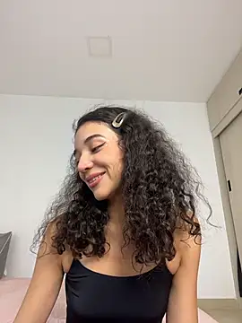 uniquerossie online show from February 2026 07:31:02 AM