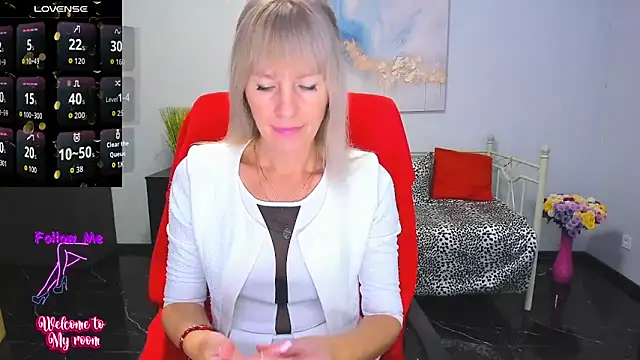 Anita Tayson online show from October 2025 07:01:02 AM