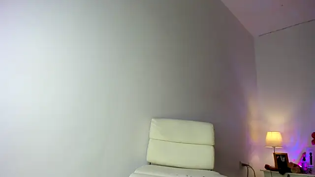 shantallhotxx online show from April 2026 06:47:02 AM