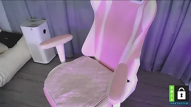 San   San online show from November 2025 09:28:01 PM