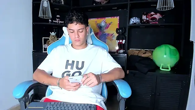 Snapshot of Levy_Steve chatting on January 2025 10:02:01 AM Levy Steve online show from January 2025 10:02:01 AM