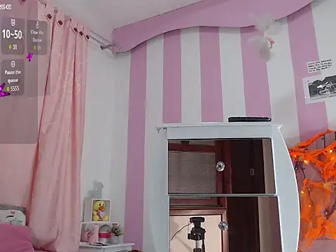 zaleya mateus online show from October 2025 11:00:02 AM