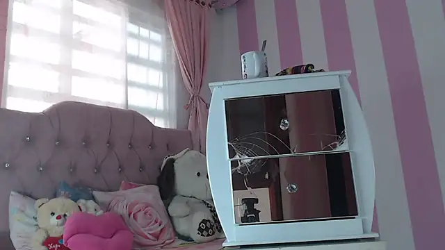 zaleya mateus online show from March 2026 04:13:01 PM