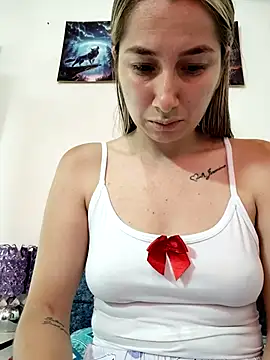 Iris love18 online show from April 2026 12:50:01 PM