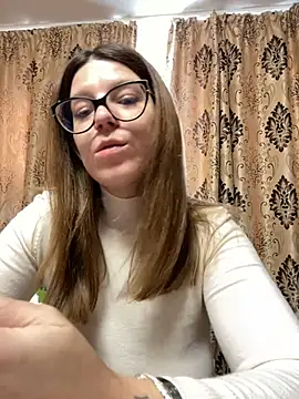 NadiraNoor online show from March 2025 01:49:01 PM