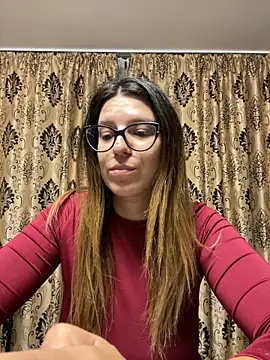 NadiraNoor online show from September 2025 10:00:02 PM