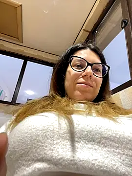 NadiraNoor online show from October 2025 03:46:02 PM