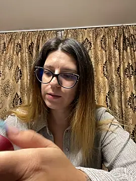 NadiraNoor online show from October 2025 09:39:01 PM