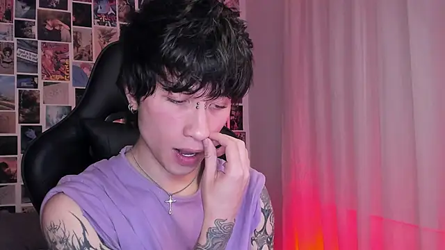 liamelf online show from January 2025 03:43:01 AM