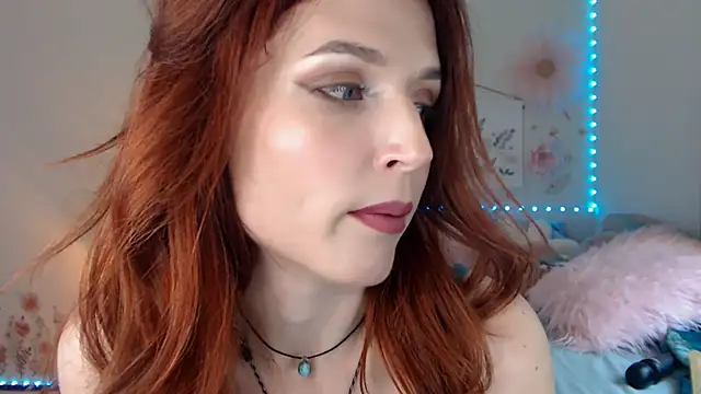 Snapshot of Poisson_Eva chatting on June 2026 09:28:02 PM Poisson Eva online show from June 2026 09:28:02 PM