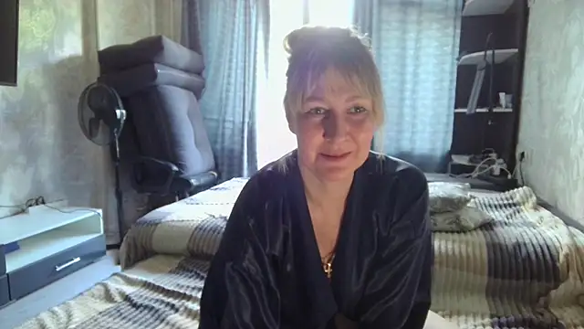 Snapshot of WindChristy chatting on June 2026 10:19:02 AM WindChristy online show from June 2026 10:19:02 AM