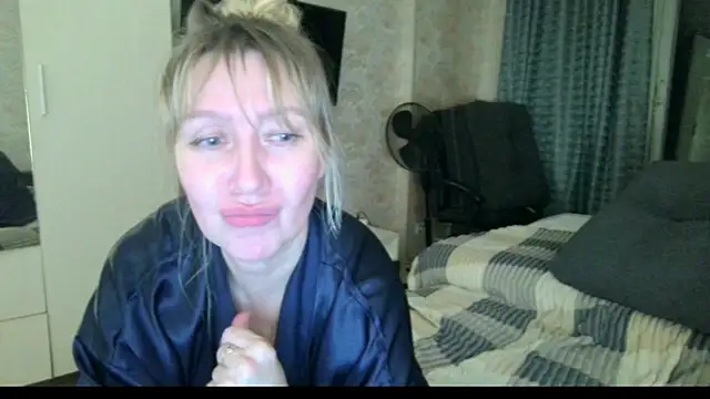 Snapshot of WindChristy chatting on August 2026 10:08:02 PM WindChristy online show from August 2026 10:08:02 PM