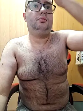 Javier bear online show from October 2025 08:45:02 AM