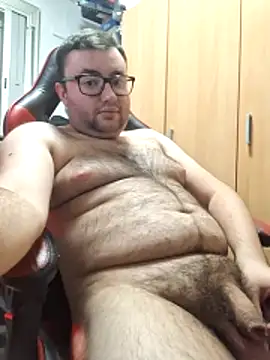 Javier bear online show from March 2026 10:28:01 PM