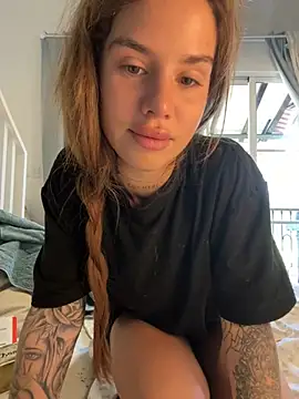 EmiliaCatalina online show from January 2025 07:53:02 PM